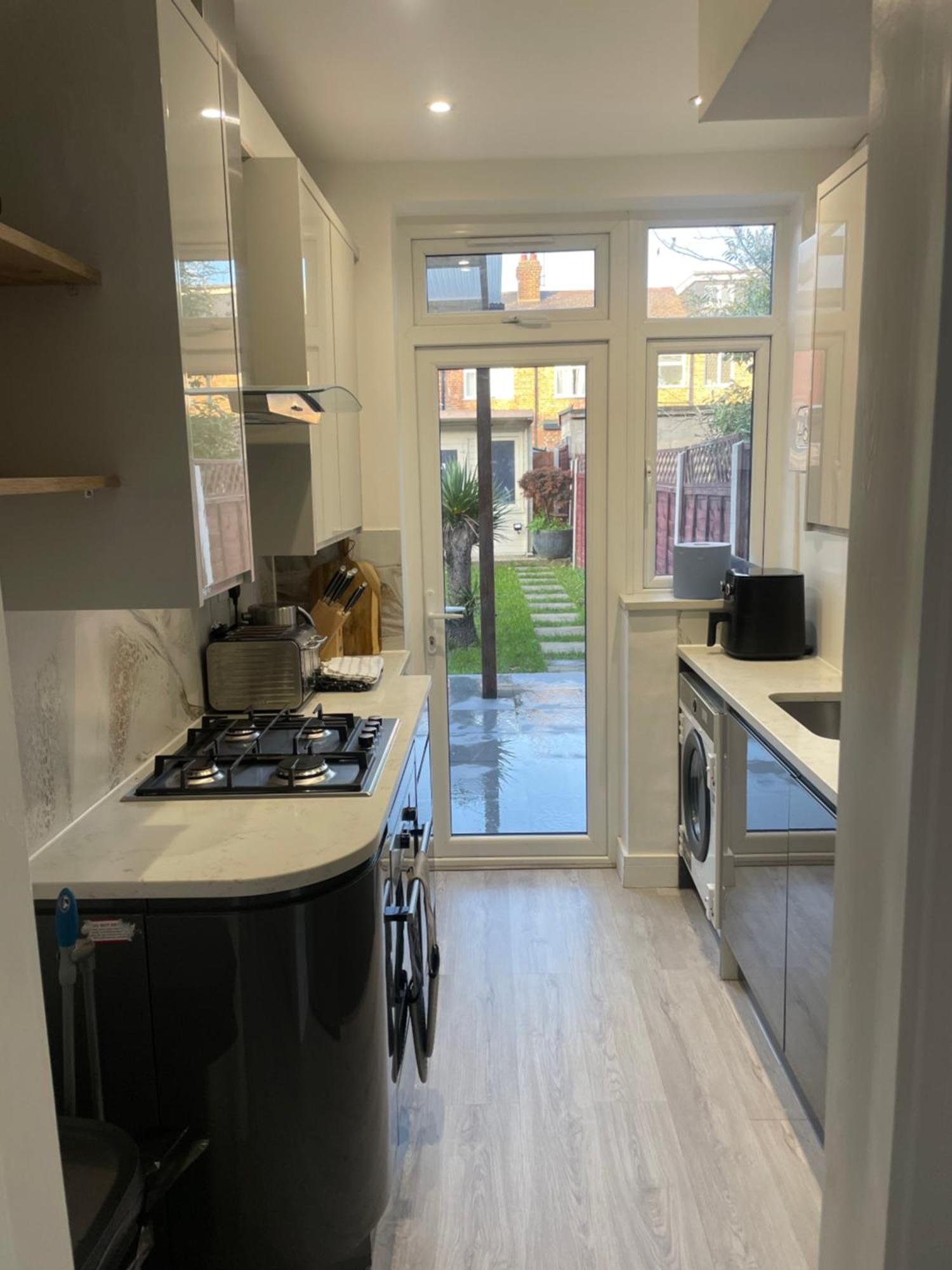 Modern Home With Driveway Parking For 2 Vehicles, Near Tottenham Hotspur Stadium, White Hart Lane Train Station 伦敦 外观 照片